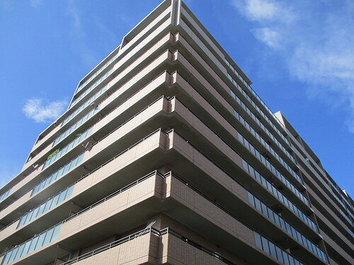 ライオンズプラザ本八幡の外観画像