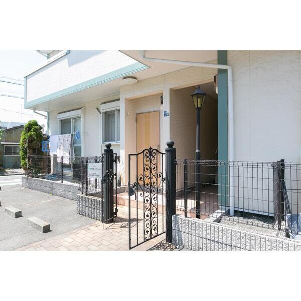 本牧グリーンハイツ102号室 エントランス