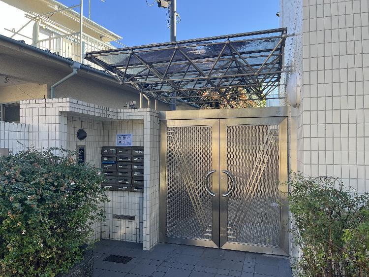 マリオン松庵1階 エントランス