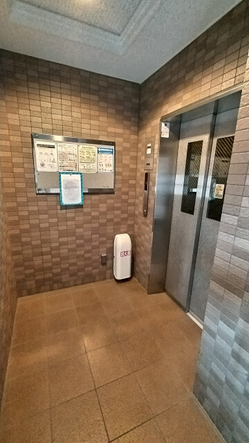 ガディス・パーク行徳壱番館(K-150)6階 エントランス