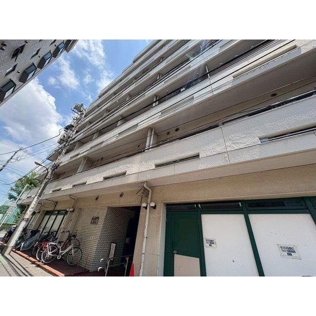 いづみタウン新宿 外観