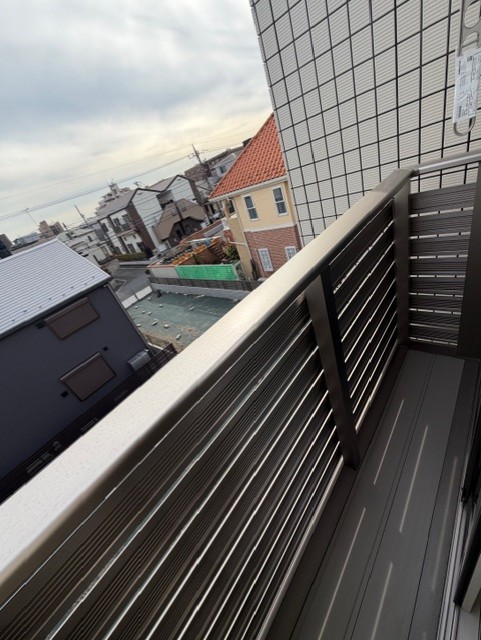 ＣＬＡＩＲＥ　　ＭＵＳＡＳＨＩ301号室 バルコニー