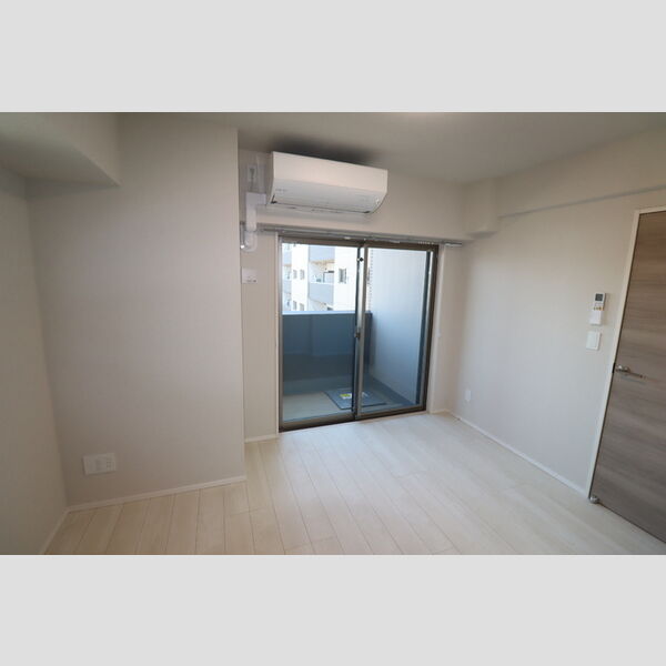 サンジョイアゼロ301号室 洋室5.6帖④