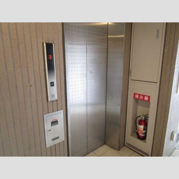 エスペランサ302号室 エレベーター