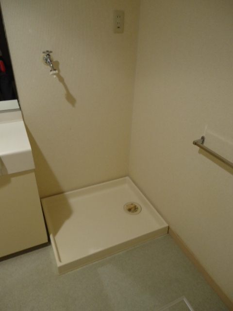 ラ・クラッセ西寺尾0405号室 防水板