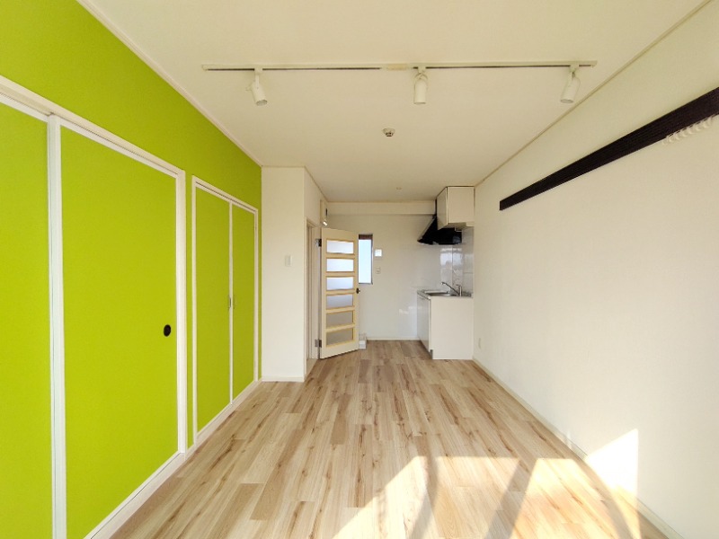 ストゥーディオ1階 ※別号室参考写真となります。