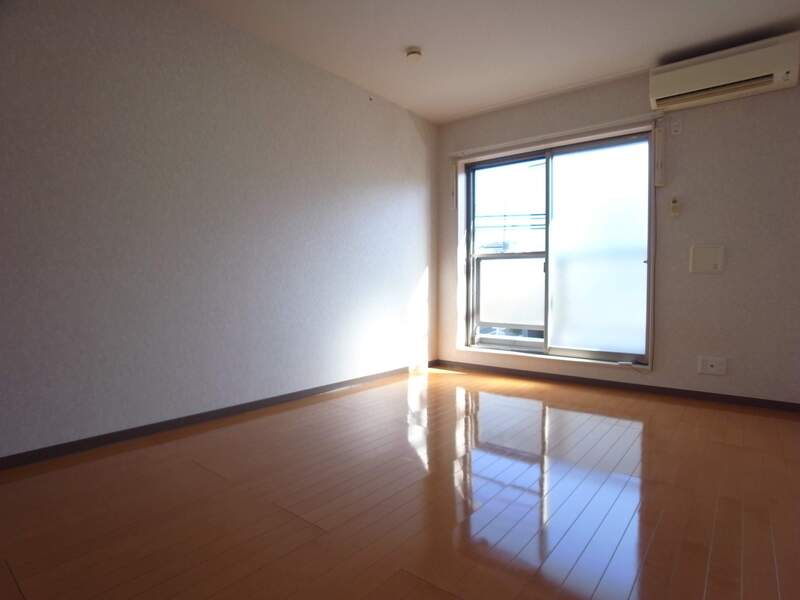 リリックコート長島Ⅱ2階 内観