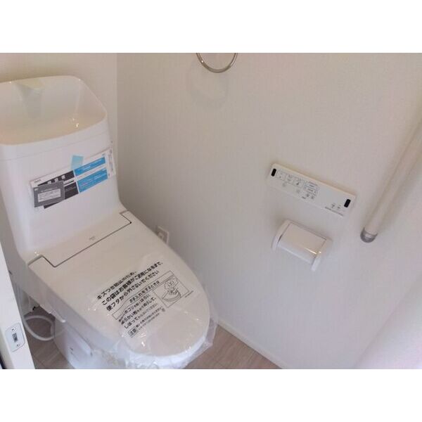 Sumai-to国分寺市新町010001号室 トイレ