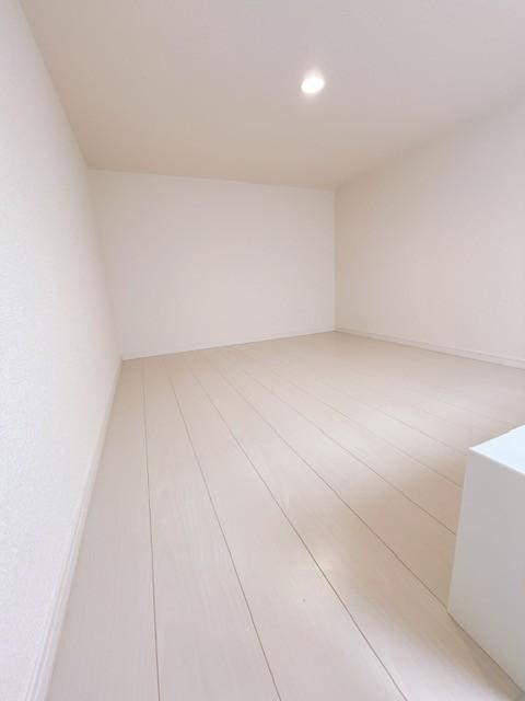 クレーンイーストヒルズ2E号室 内観