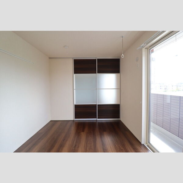 メルヴェイユおおたかの森Ⅱ201号室 洋室6帖