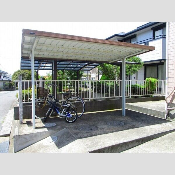 シンフォニー加藤 駐車場