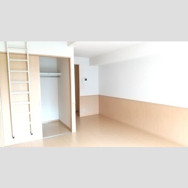 オークヒル203号室 洋室別角度