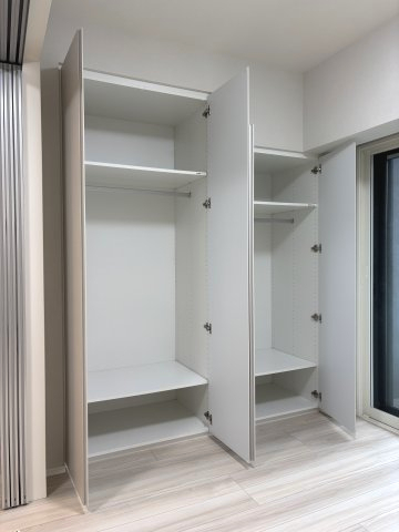 びゅうリエット横浜平沼704号室 洋室　収納　※別号室の参考写真です(現況優先・仕様違いの場合あり)