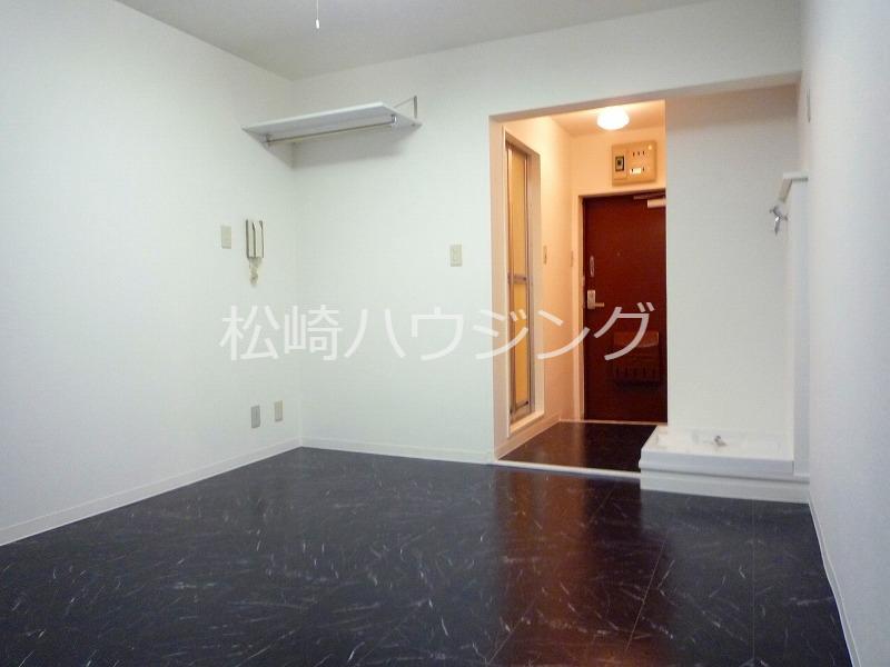 ラ・メゾン中井1階 内観