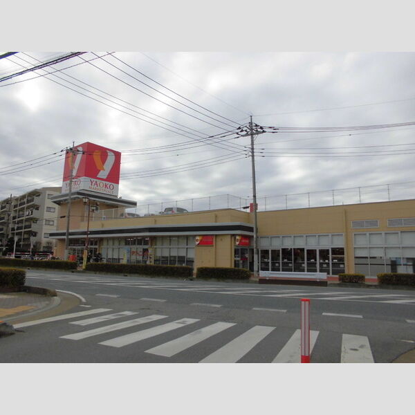 シャインアイリス　Ⅰ ヤオコー