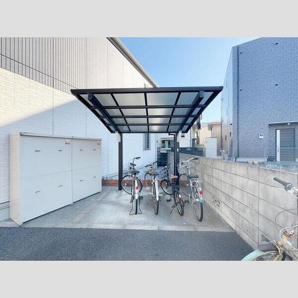 El puerto de Kishiyu203号室 駐輪場