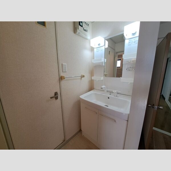 サンロイヤル 洗髪洗面化粧台