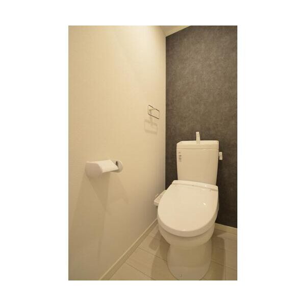 コンフォール常盤台1C号室 トイレ