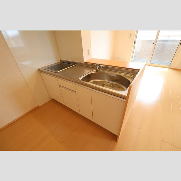 ルミエール202号室 対面キッチン