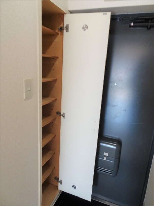 ローズマンションＡ－２８(A-028)3階 収納