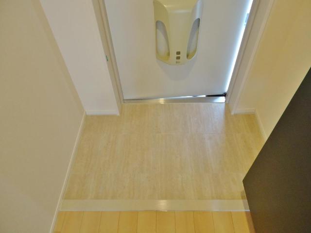 コート・ブリィス長津田 玄関