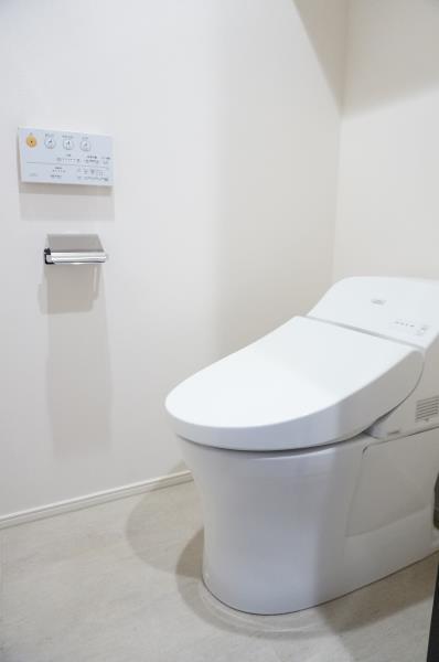 Ｂｒｉｌｌｉａ仙川ＴｈｅＲｅｓｉｄｅｎｃｅ2階 トイレ