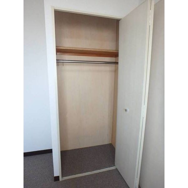 コスモ拝島0402号室 収納