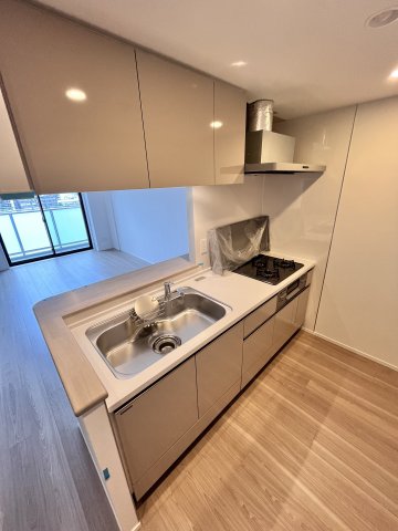 びゅうリエット横浜東神奈川517号室 キッチンスペース　※別号室の参考写真です(現況優先・仕様違いの場合あり)