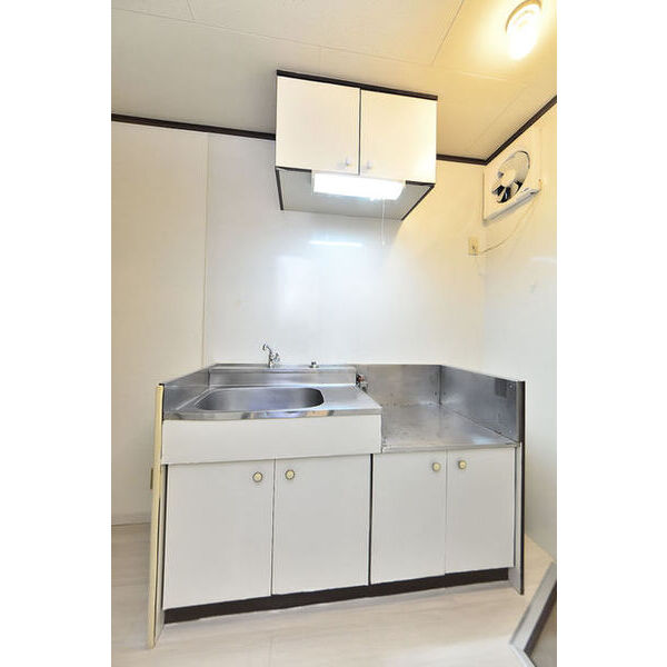 メゾン荒木0201号室 キッチン