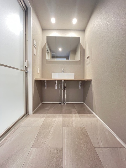 レジディア南千住3階 同建物別部屋の参考画像