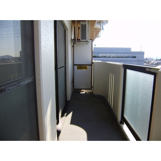 ＵＮＯ　ＰＡＬＡＣＥ 内観