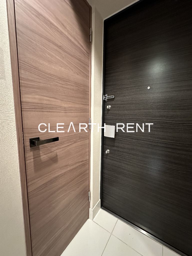 コンシェリア目白 ＴＨＥ ＧＲＡＮＤ ＲＥＳＩＤＥＮＣＥ ☆玄関には帰宅時に嬉しい人感センサー付き照明☆