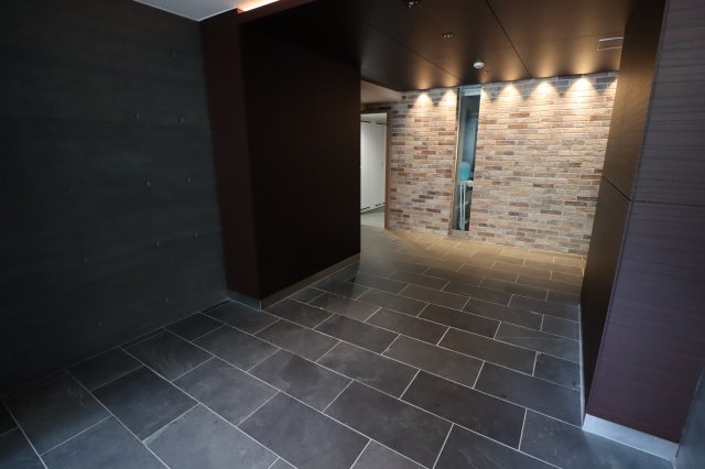 ジェノヴィア新大塚0101号室 ロビー