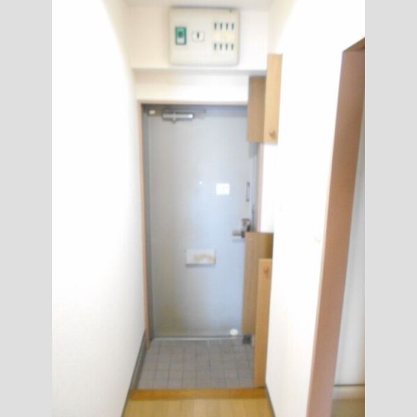 フローレンスMORITA106号室 玄関