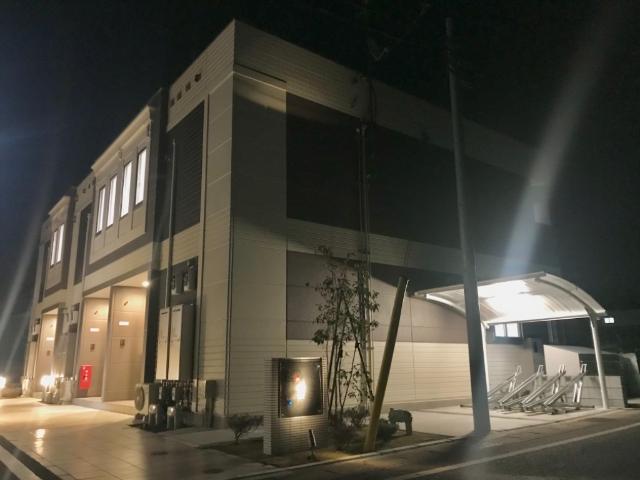 ソフィア 外観写真（夜）
