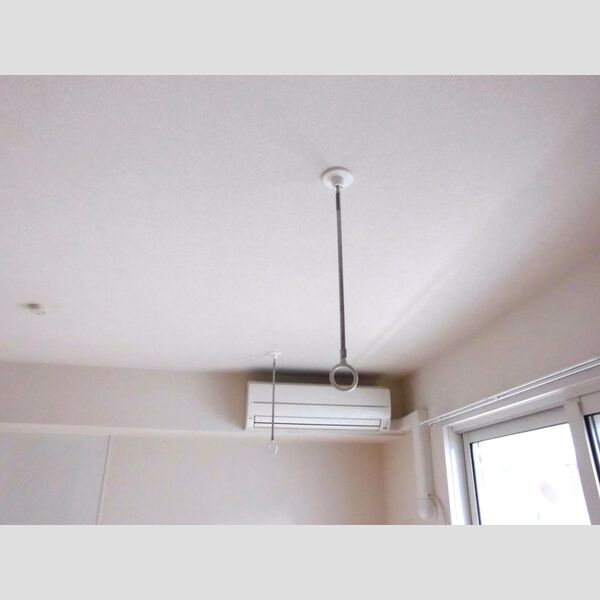 グランモア登戸　壱番館206号室 室内物干し