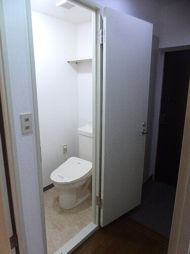 ビューハイツ高山2階 トイレ　※2024年6月撮影