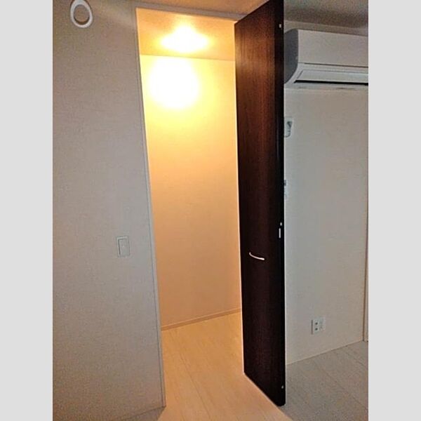 エタニティー東船橋103号室 クローゼット