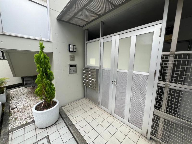 コーポ銀鈴2階 エントランス