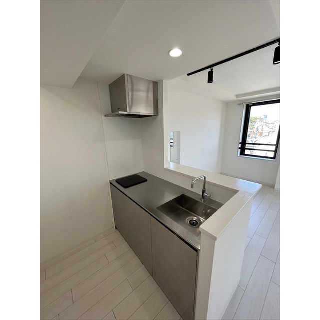 LIVART  SEASON南台0501号室 キッチン