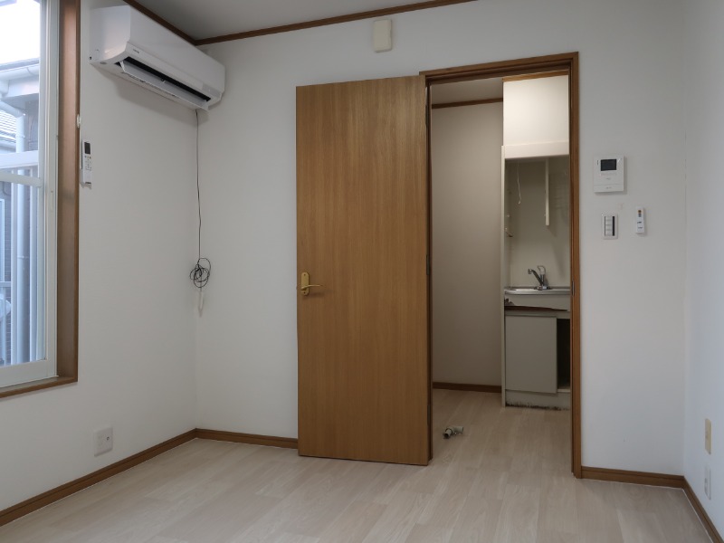 ファミール仲村A リビング