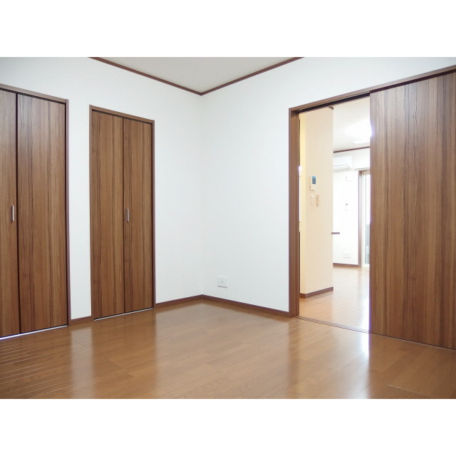 アムール ネージュ 弐番館 内観