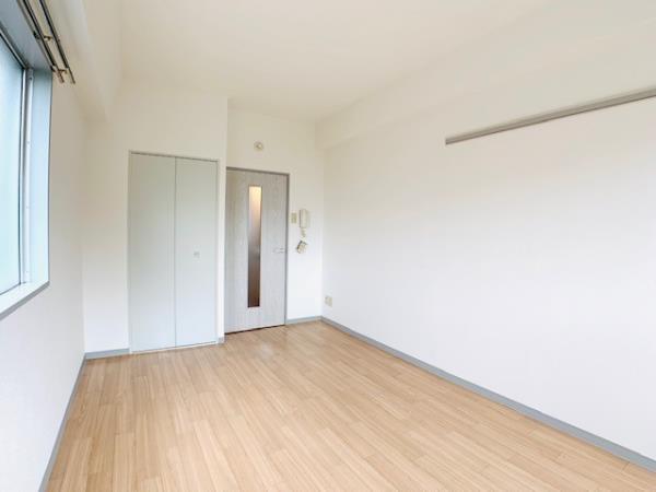 大井町タウンハウス5階 リビング