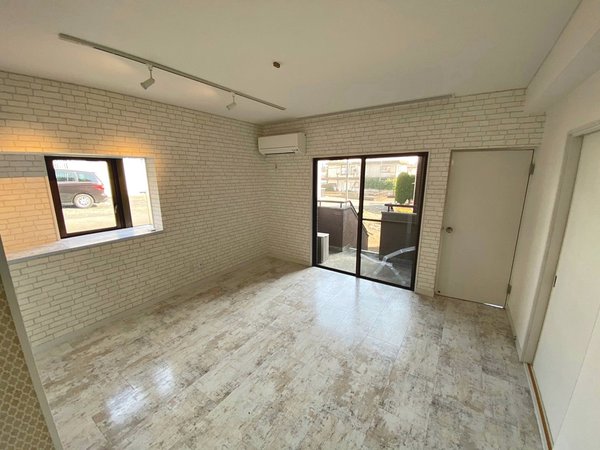 多摩湖パークサイドハイツ101号室 リビング