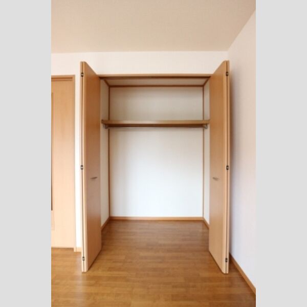 ベルドムールCTD108号室 クローゼット
