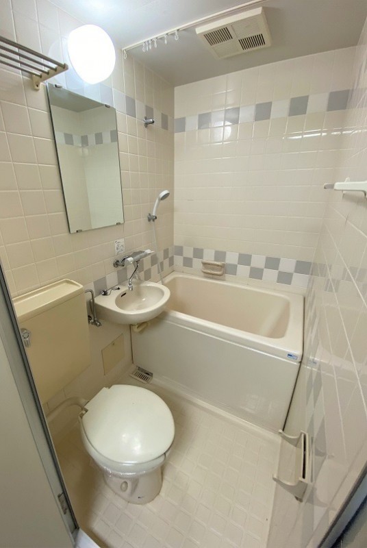 Ｔ’ｓ　ｇａｒｄｅｎ稲城4階 お風呂