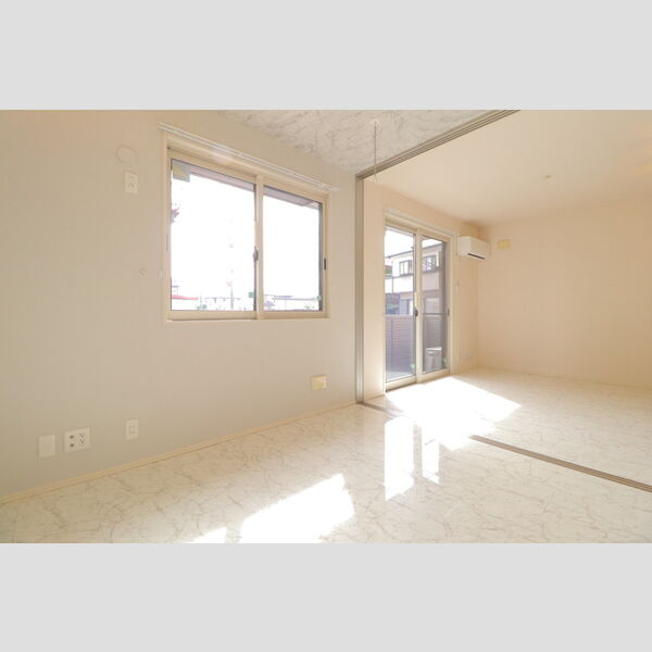 レジデンス　Ⅲ 洋室・リビング