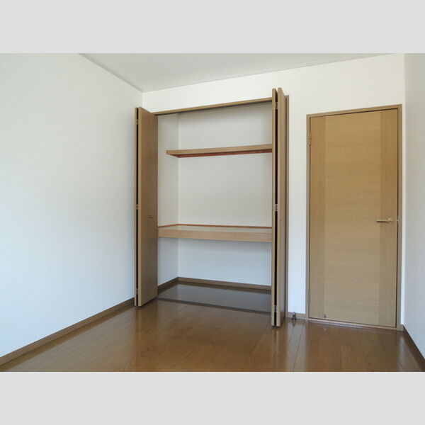 ハイツ ユーセブン 収納(洋室6帖)