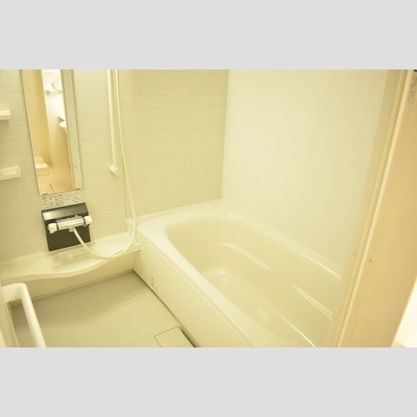 プリムヴェール　十五番館301号室 浴室　追い焚き給湯付