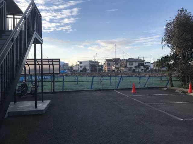 シャレードⅠ2階 駐車場